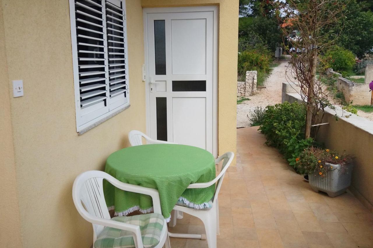 Apartments By The Sea Vinisce, Trogir - 5229 Zewnętrze zdjęcie
