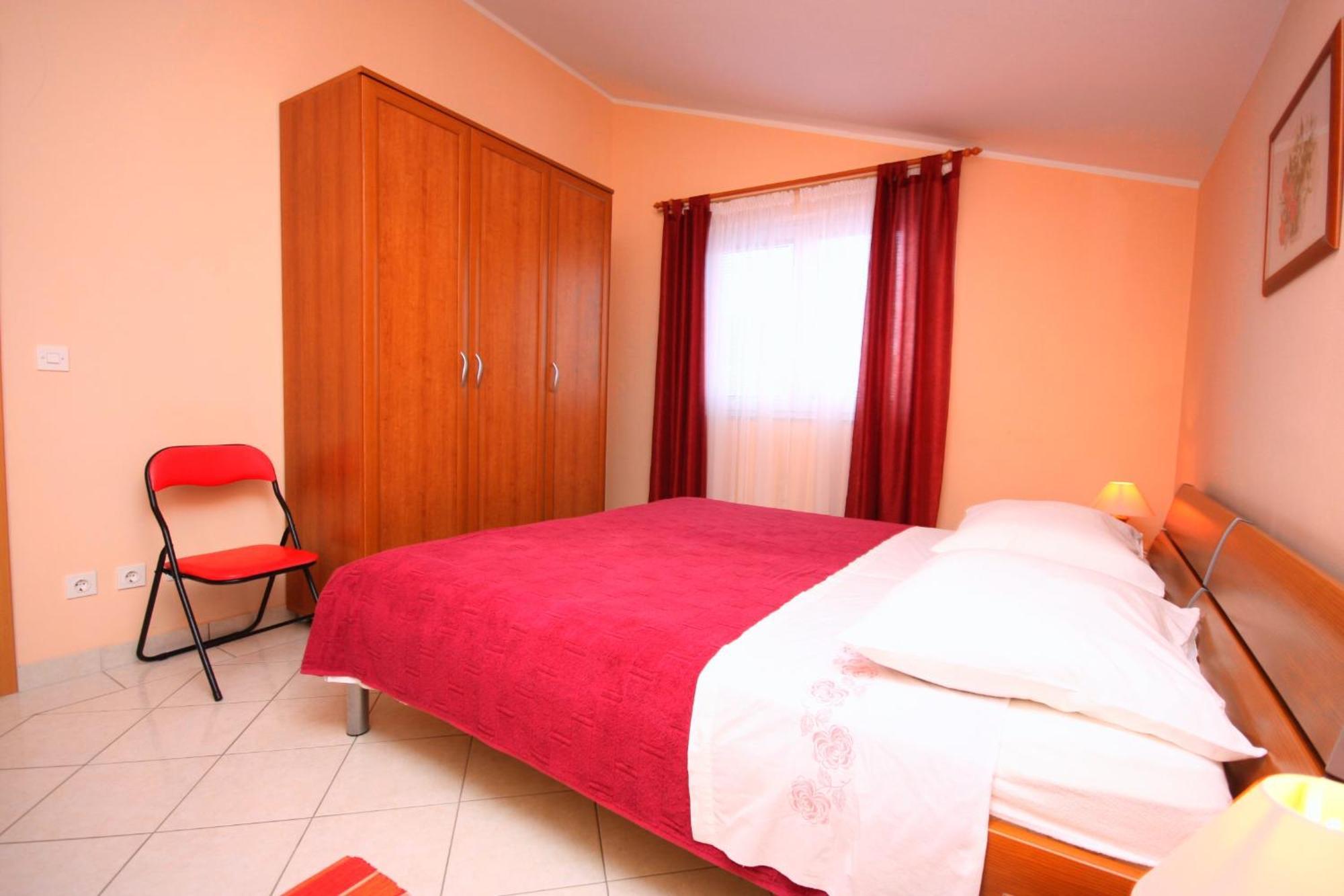 Apartments By The Sea Vinisce, Trogir - 5229 Pokój zdjęcie